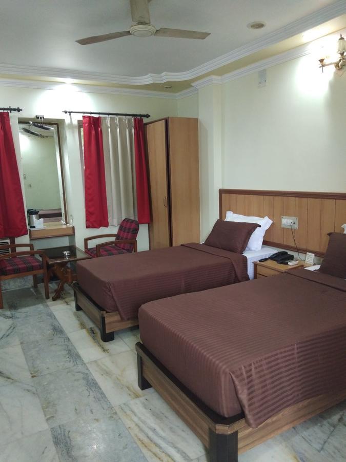 Oyo 24916 Hotel Aquatic Palace Kalyani Eksteriør bilde