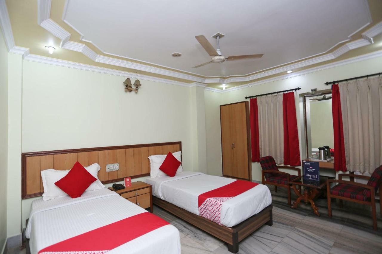 Oyo 24916 Hotel Aquatic Palace Kalyani Eksteriør bilde